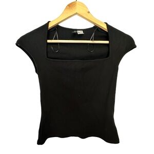 Cap Sleeved, squared neckline black top. Crop and fitted top.